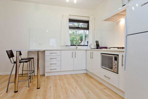 Atlantic West Beach Apartments - Accommodation Broadbeach 17