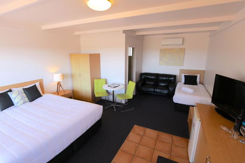 Harbour View Motel - Accommodation Broadbeach 18