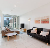 Stylish and comfortable views over Gouger St - Accommodation Broadbeach