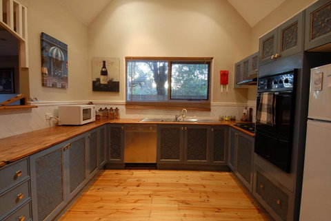 A Secret Treasure - Accommodation Broadbeach 1