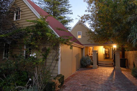 A Secret Treasure - Accommodation Broadbeach 14