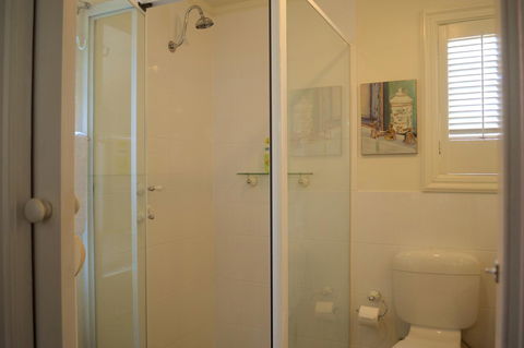 Athelney Cottage Bed And Breakfast - Accommodation Broadbeach 18