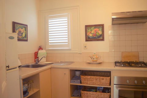 Athelney Cottage Bed And Breakfast - Accommodation Broadbeach 25
