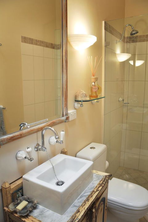 Athelney Cottage Bed And Breakfast - Accommodation Broadbeach 15