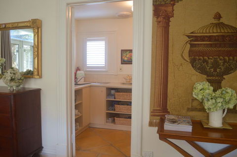 Athelney Cottage Bed And Breakfast - Accommodation Broadbeach 24