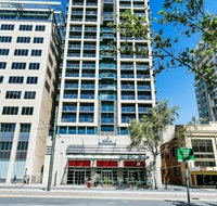 Oaks Horizoncity viewfree parking - Accommodation Broadbeach