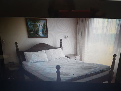 Glenelg Shores - Accommodation Broadbeach 4