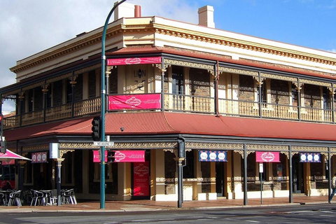 Executive 3 Bedroom Apartment + Internet + Parking - Accommodation Broadbeach 43