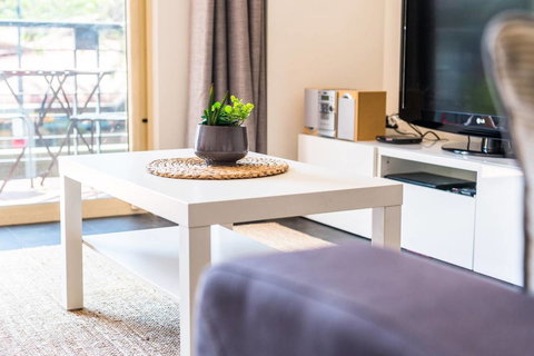 Executive 3 Bedroom Apartment + Internet + Parking - Accommodation Broadbeach 26