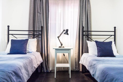 Executive 3 Bedroom Apartment + Internet + Parking - Accommodation Broadbeach 32