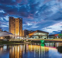 Executive 3 Bedroom Apartment  Internet  Parking - Accommodation Broadbeach