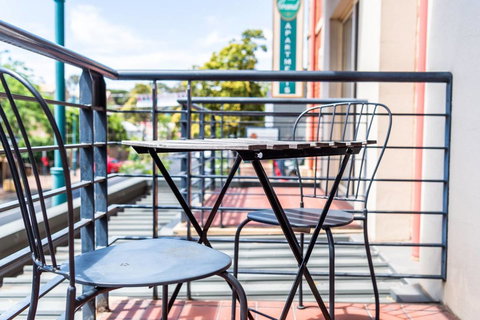 Executive 3 Bedroom Apartment + Internet + Parking - Accommodation Broadbeach 10