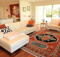 Sanctuary in the Valley - Accommodation Broadbeach