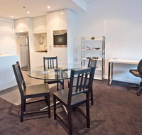 Luxury City Apt with Pool Gym Spa Netflix - Accommodation Broadbeach