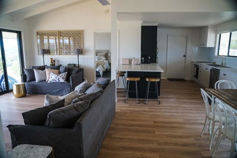 The Cape - Accommodation Broadbeach 3