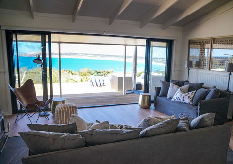 The Cape - Accommodation Broadbeach 0