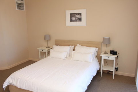 The Lighthouse - Beachfront Accommodation - Accommodation Broadbeach 6