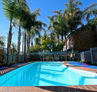 Cattlemans Country Motor Inn  Serviced Apartments - Accommodation Broadbeach