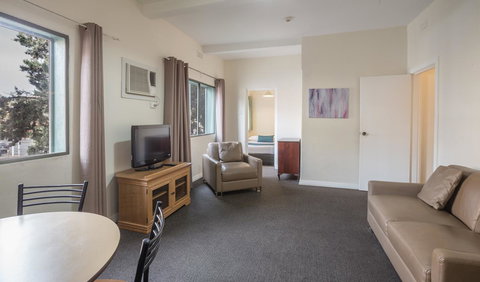 Greenways Apartments - Accommodation Broadbeach 10