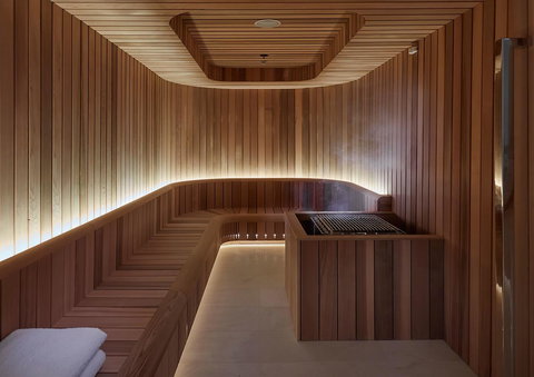 Crown Towers Perth - Accommodation Broadbeach 14