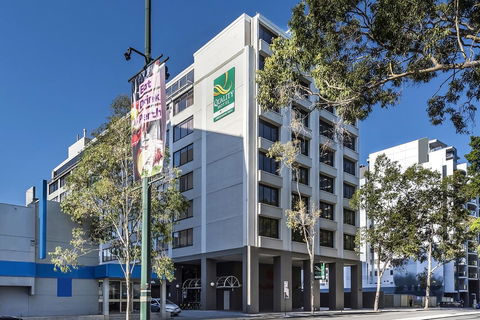 Quality Hotel Ambassador Perth - Accommodation Broadbeach 0