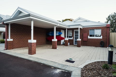 FortyTwo - Oceanside Retreat Busselton - Accommodation Broadbeach 4