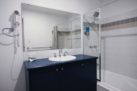FortyTwo - Oceanside Retreat Busselton - Accommodation Broadbeach 10