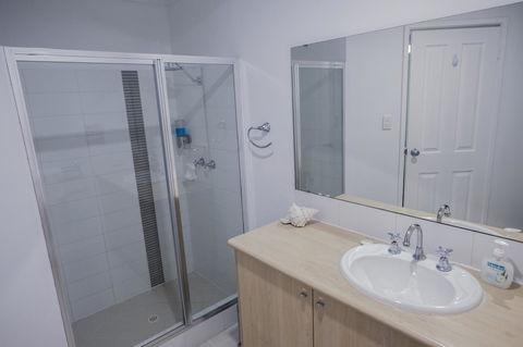 FortyTwo - Oceanside Retreat Busselton - Accommodation Broadbeach 12