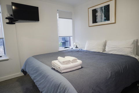 FortyTwo - Oceanside Retreat Busselton - Accommodation Broadbeach 3