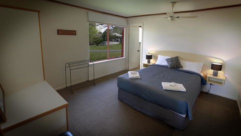Karri Mia Chalets And Studios - Accommodation Broadbeach 20