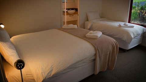 Karri Mia Chalets And Studios - Accommodation Broadbeach 6
