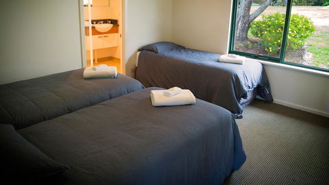Karri Mia Chalets And Studios - Accommodation Broadbeach 17