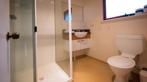 Karri Mia Chalets And Studios - Accommodation Broadbeach 26