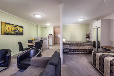 Comfort Inn & Suites Goodearth Perth - Accommodation Broadbeach 14