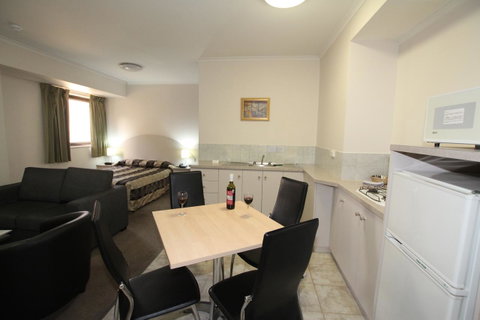 Comfort Inn & Suites Goodearth Perth - Accommodation Broadbeach 24
