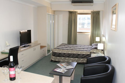 Comfort Inn & Suites Goodearth Perth - Accommodation Broadbeach 4