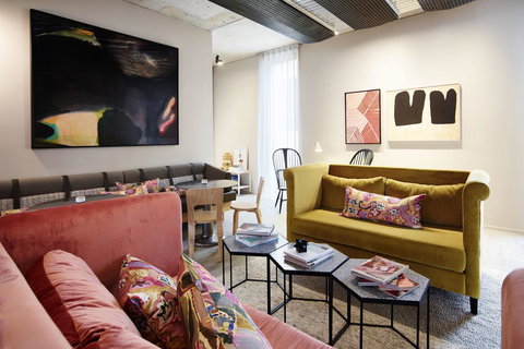 Alex Hotel - Accommodation Broadbeach 5