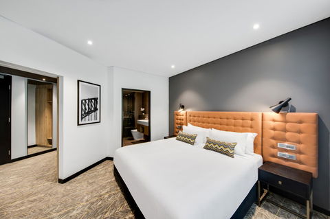 Vibe Hotel North Sydney - Accommodation Broadbeach 11