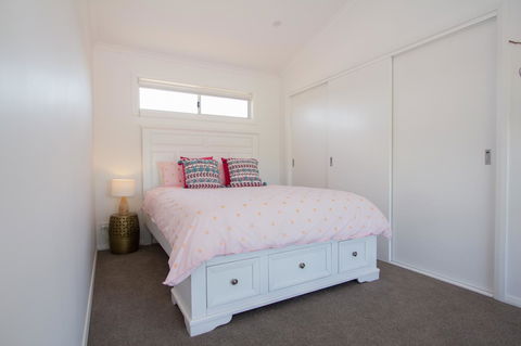 Stay In Mudgee The Grove, The Church, And Premium Private Homestead - Accommodation Broadbeach 5