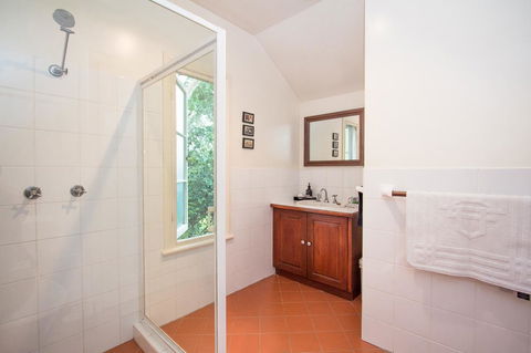 Stay In Mudgee The Grove, The Church, And Premium Private Homestead - Accommodation Broadbeach 23