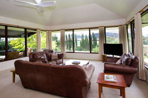 Stay In Mudgee The Grove, The Church, And Premium Private Homestead - Accommodation Broadbeach 0