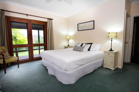 Stay In Mudgee The Grove, The Church, And Premium Private Homestead - Accommodation Broadbeach 15