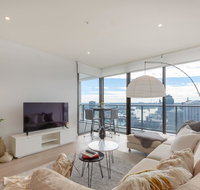 High Rise apt in Heart of Sydney wt Harbour View - Accommodation Broadbeach