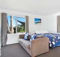 Huskisson Holiday Motel Cabins - Accommodation Broadbeach