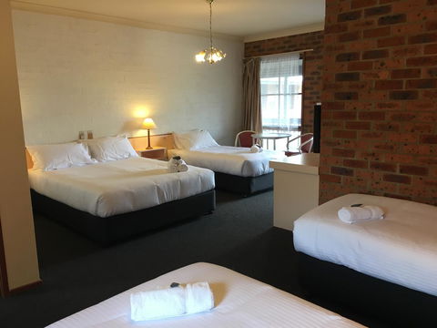 Bega Downs Motor Inn - Accommodation Broadbeach 13
