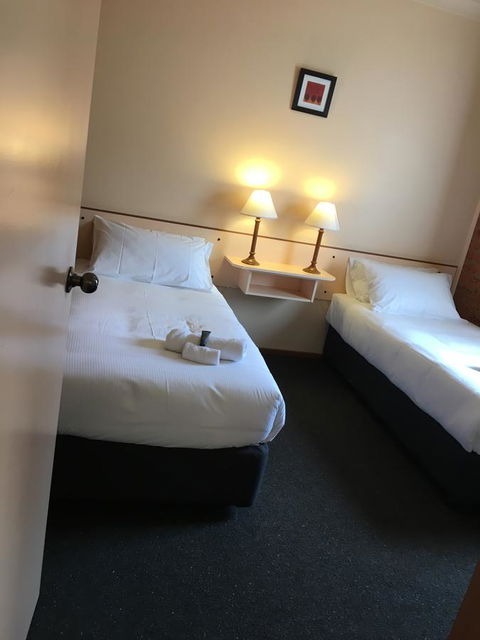 Bega Downs Motor Inn - Accommodation Broadbeach 15