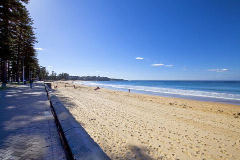 Manly Paradise Motel & Apartments - Accommodation Broadbeach 8