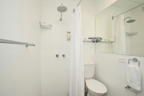 Manly Paradise Motel & Apartments - Accommodation Broadbeach 11