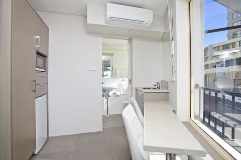 Manly Paradise Motel & Apartments - Accommodation Broadbeach 6