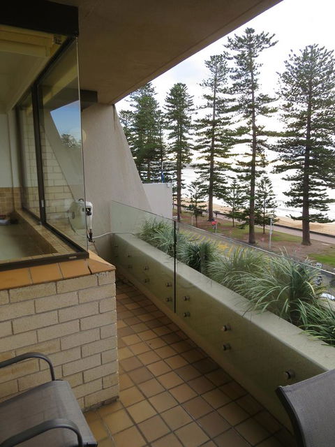 Manly Paradise Motel & Apartments - Accommodation Broadbeach 40